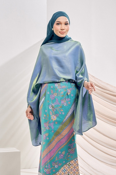 Caftan Anggun 2.0 in Pine Green (TOP ONLY)